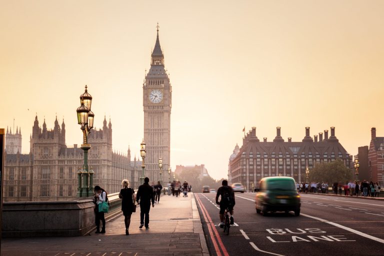 Best FTSE 100 shares to buy ahead of BoE interest rate decision