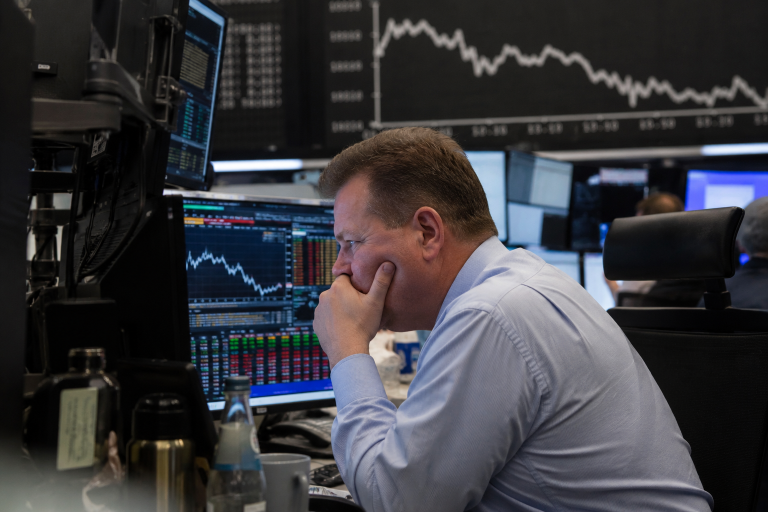 European markets fall as investors assess inflation and geopolitical risks